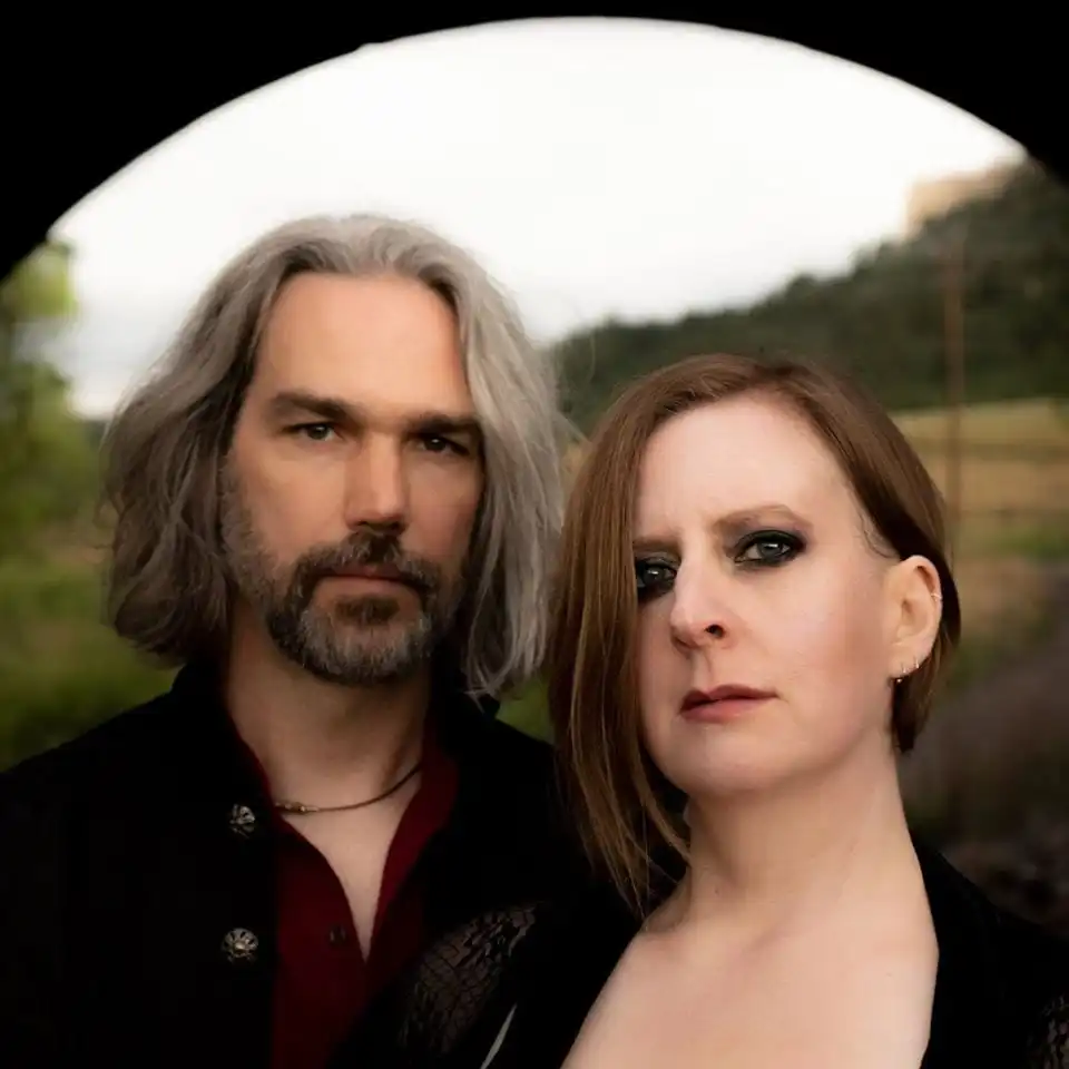 NEVERLIGHT presenta: 'The Quiet Room' 2 67919614 755265954926928 401297984379158528 o
