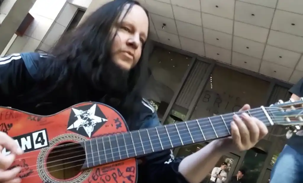 Joey Jordison, cofundador de Slipknot y baterista de toda la vida, murió. 1 descarga