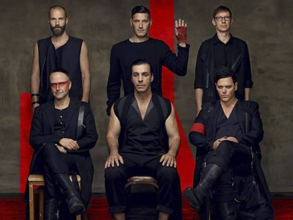 RAMMSTEIN está de vuelta en el estudio a toda maquina. rammstein 2019 1200x900 1 1