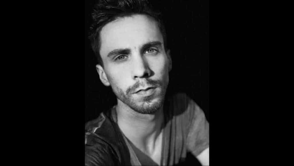 El músico y compositor argentino Mariano Kowal presenta ENCERRADOS unnamed 9 1 1