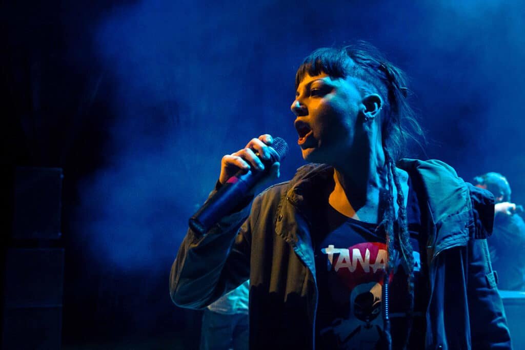 HAKUNA TANAKA: Estrena el videoclip ‘Volveremos’ Hakuna Tanaka