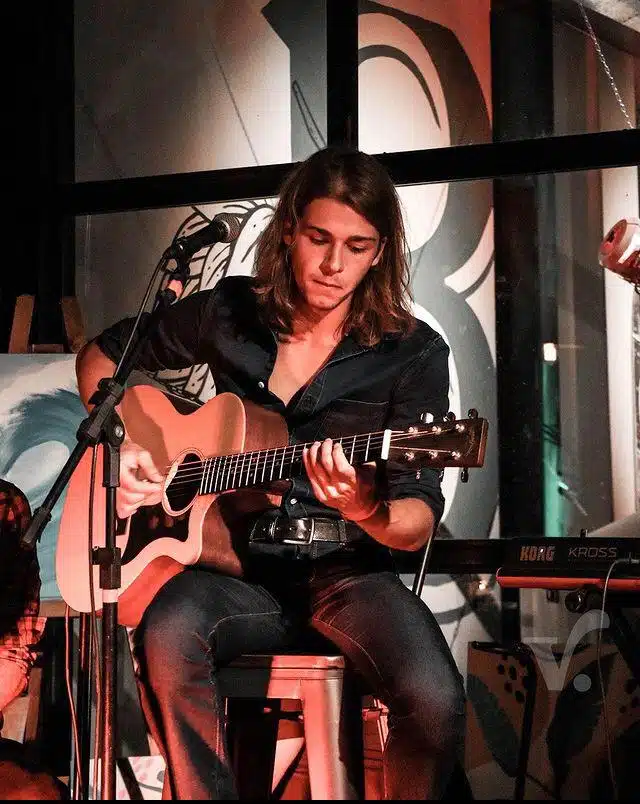 Con un nuevo sonido, Randall’s presenta single: “Feed my Soul” Randalls Franco 1