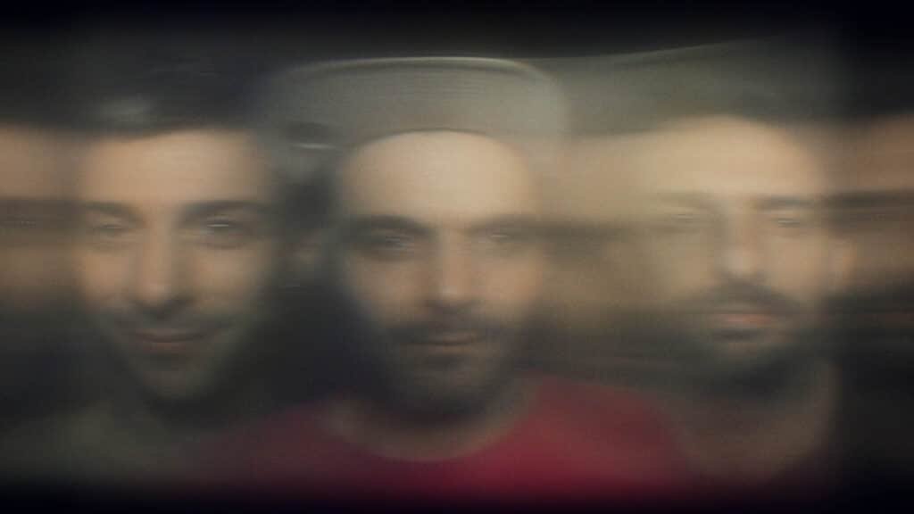 Entre atmósferas fluorescentes de baile, Lujo Asiático estrena “Ganbare” unnamed 22