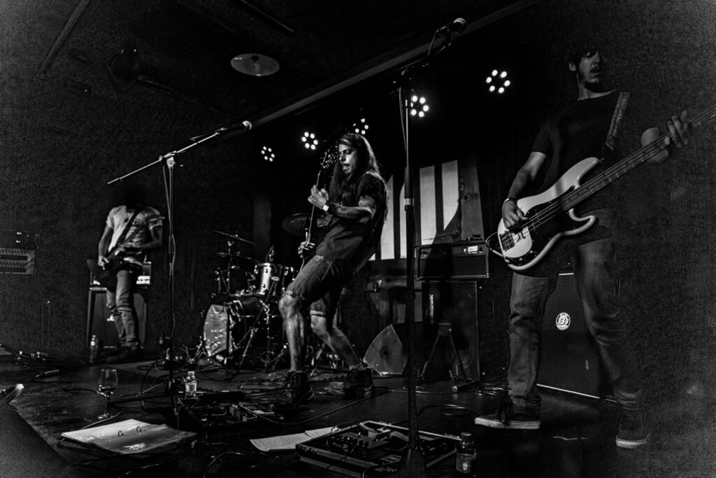 La banda portuguesa Spitgod lanza su single debut ‘Black Wine Glass’ unnamed 1 1 1