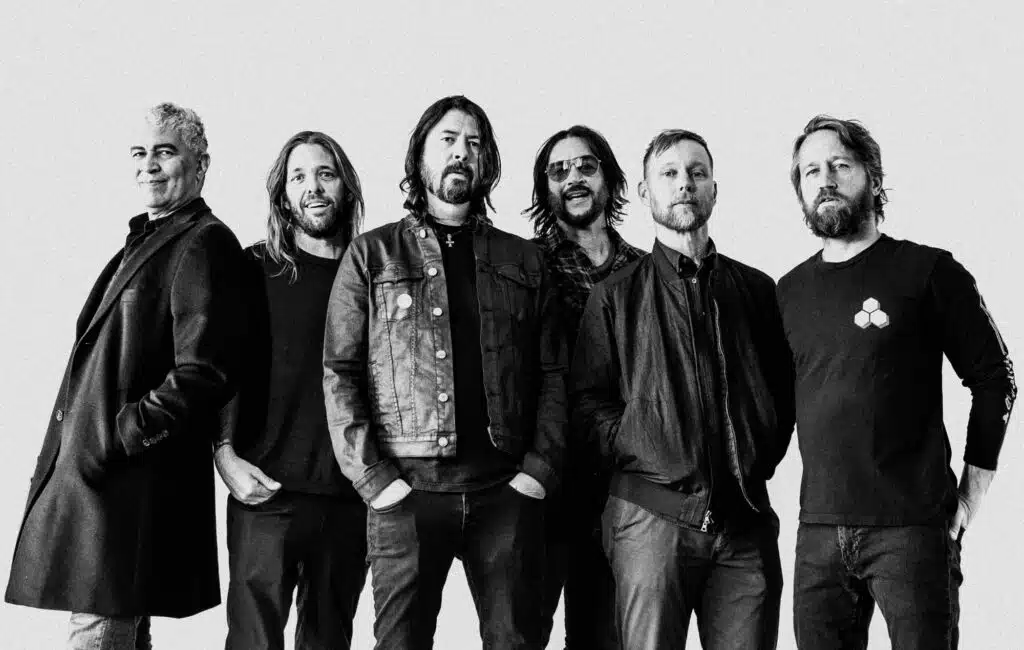 Foo Fighters cancela las fechas restantes de la gira después de la impactante muerte del baterista Taylor Hawkins descarga 1 1