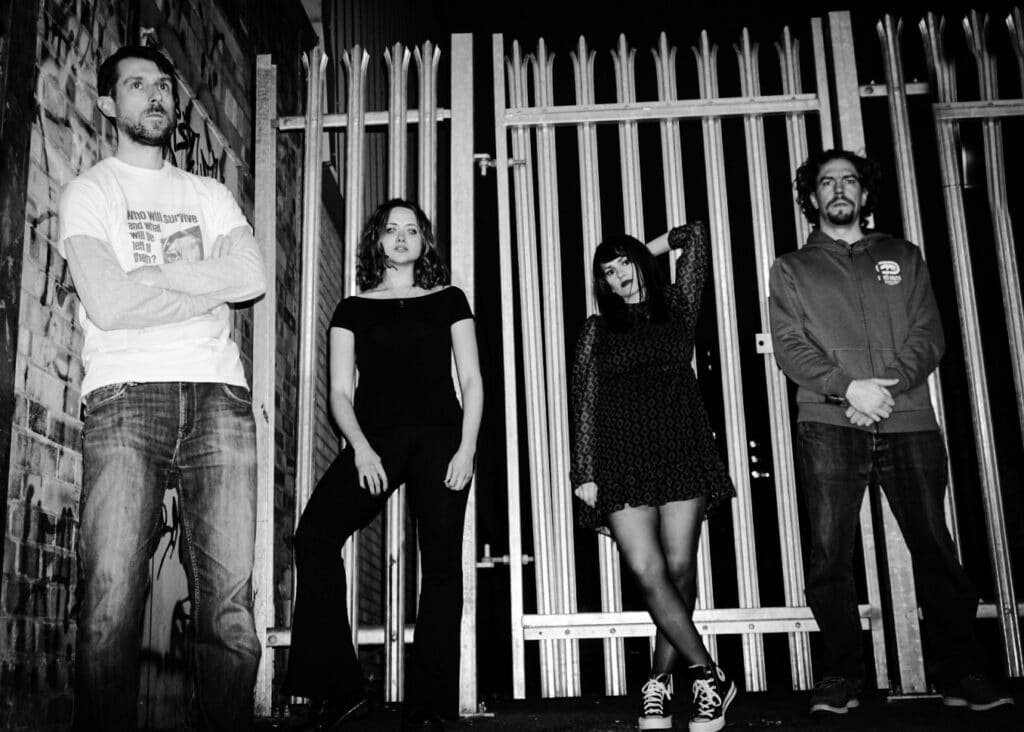 Femegades (UK) lanza ‘Speechless’, single es un éxito feminista con un toque punk band promo 2 1