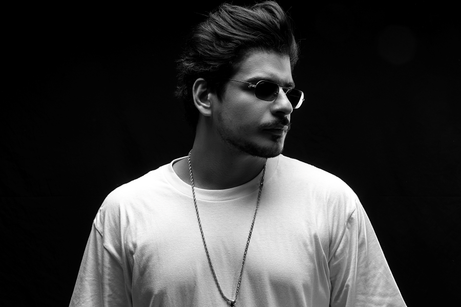 DSC04607 Vintage Culture 900px 1