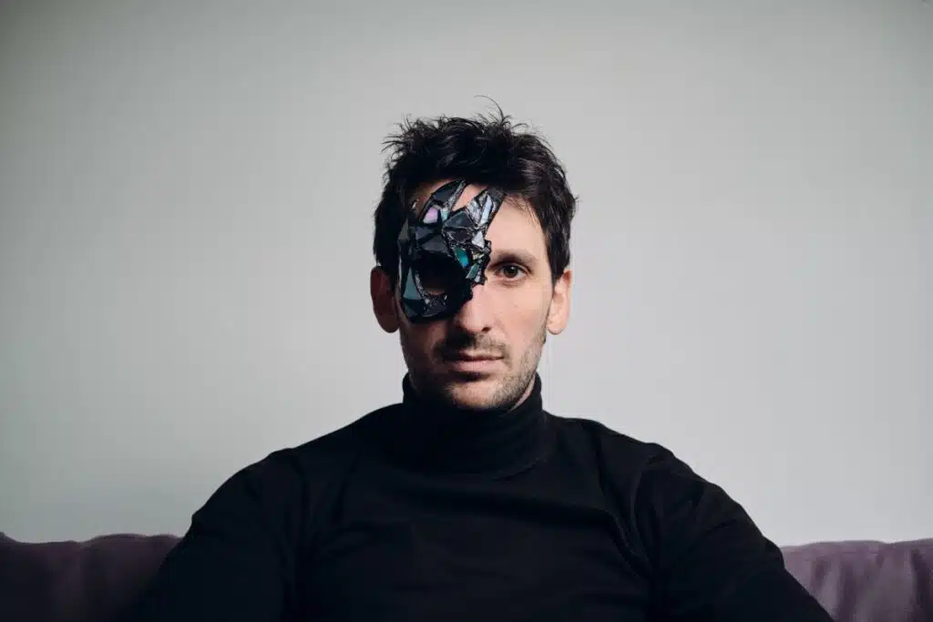 LOBEL estrena nuevo EP “El muchacho de los ojos tristes” Press 3 LOBEL 1200px 1