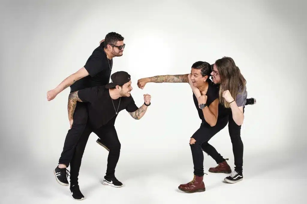 Blast55 Estrena 'Viernes': El Himno para Disfrutar del Fin de Semana 1 Blast55 Viernes 3