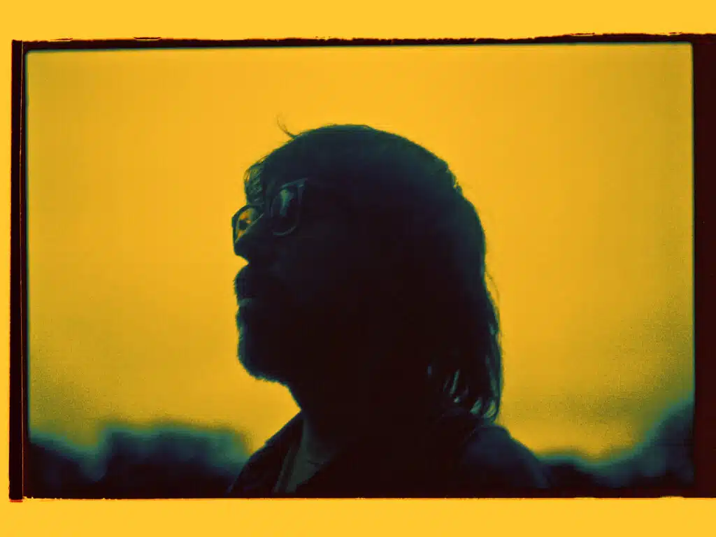 Sam Jr. vuelve a colaborar con Tess Parks en “Get Found” sam jr press photo andrew mcgill lets go