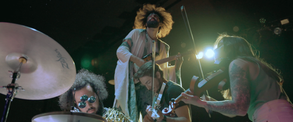 Fantasía Utópica lanza su nuevo video ‘Brus Li’ unnamed 3