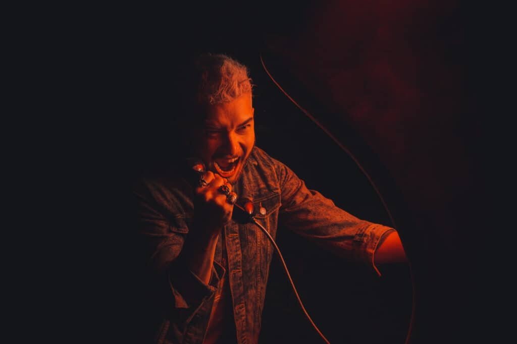 Leon Clef Lanza ‘Si la vida me deja’: Una Oda al Despertar y la Conciencia unnamed 1 1