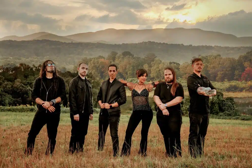 ¡”Hush” de The Mourning ya está disponible! Un viaje emocional con nuevos sonidos y vocalista 439441748 975868854540678 7517813848101030878 n