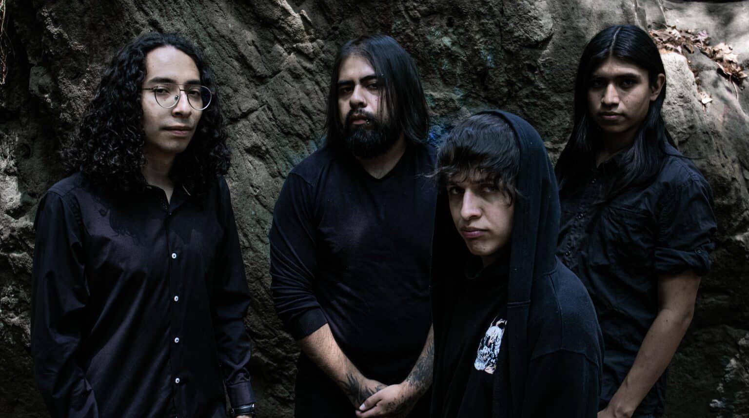 Anthem Of Oblivion: Impactante Debut con “First Vision”. aoo grupal 1
