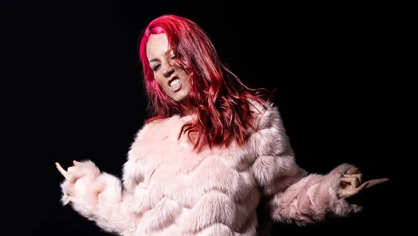 Luciana Segovia Presenta “Colmena”: Primer Adelanto de su Nuevo Disco unnamed32