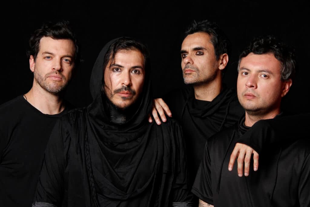 Ribo Deslumbra con “Química”: Una Conexión Emocional y Musical unnamed 2