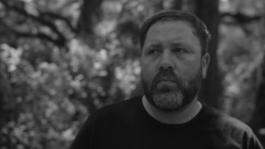 Falquez presenta ‘Broken Castle’ Una balada emocional que explora las relaciones rotas falque