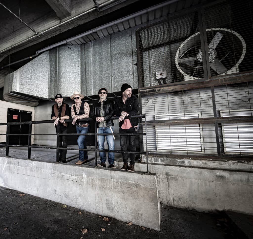 Amann & The Wayward Sons: ¡a mover la estantería en 2025! amann ws 24stuart macdonaldz08 9066 enr
