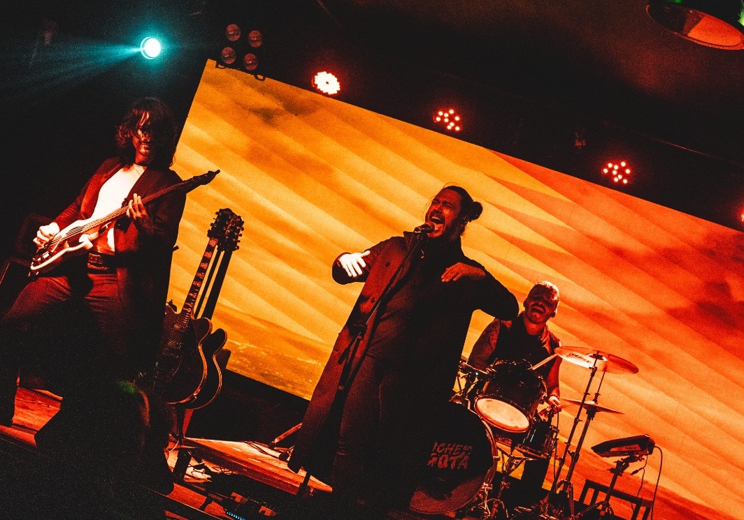 Una Noche en Bogotá presenta 'Hacia mí' Una canción para sanar los corazones rotos 1 1f31cc5b b13e e411 5de9 c0611d85d334