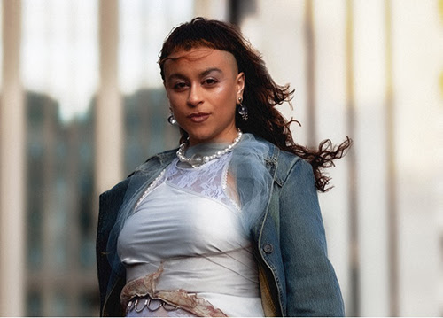 La cantante y compositora de jazz, hip-hop y soul Memu lanza su álbum debut: "FIN" 1 unnamed 6