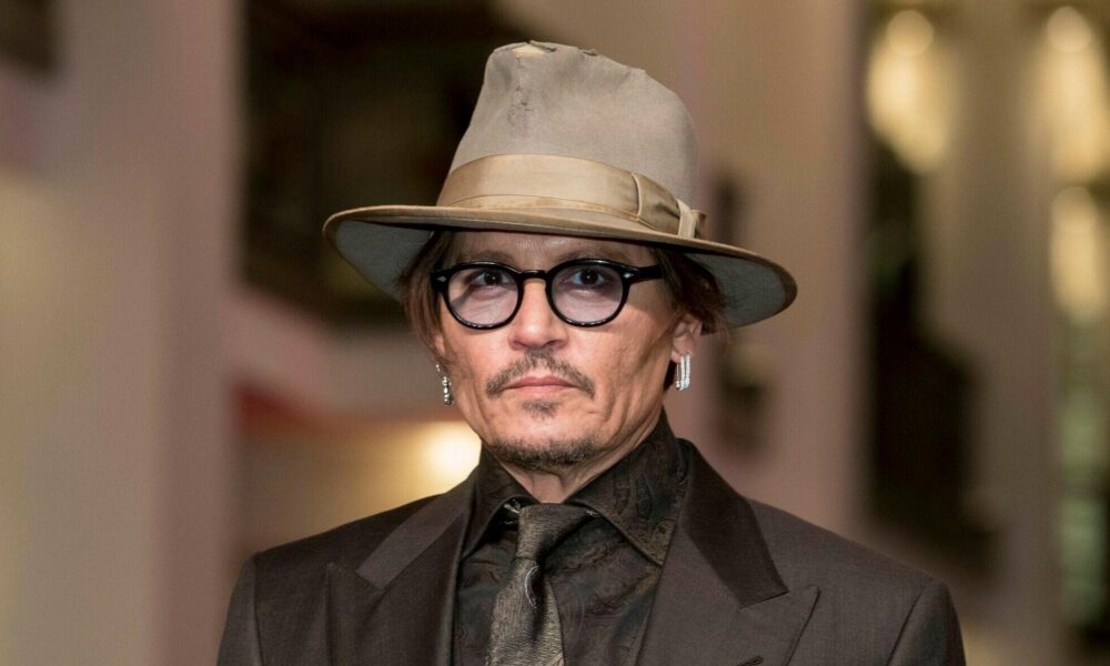 johnny depp scaled e1672684376866 2567043552