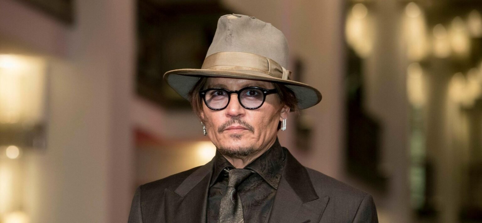 Johnny Depp llega a la Argentina: Hollywood pisa Palermo johnny depp scaled e1672684376866 2567043552