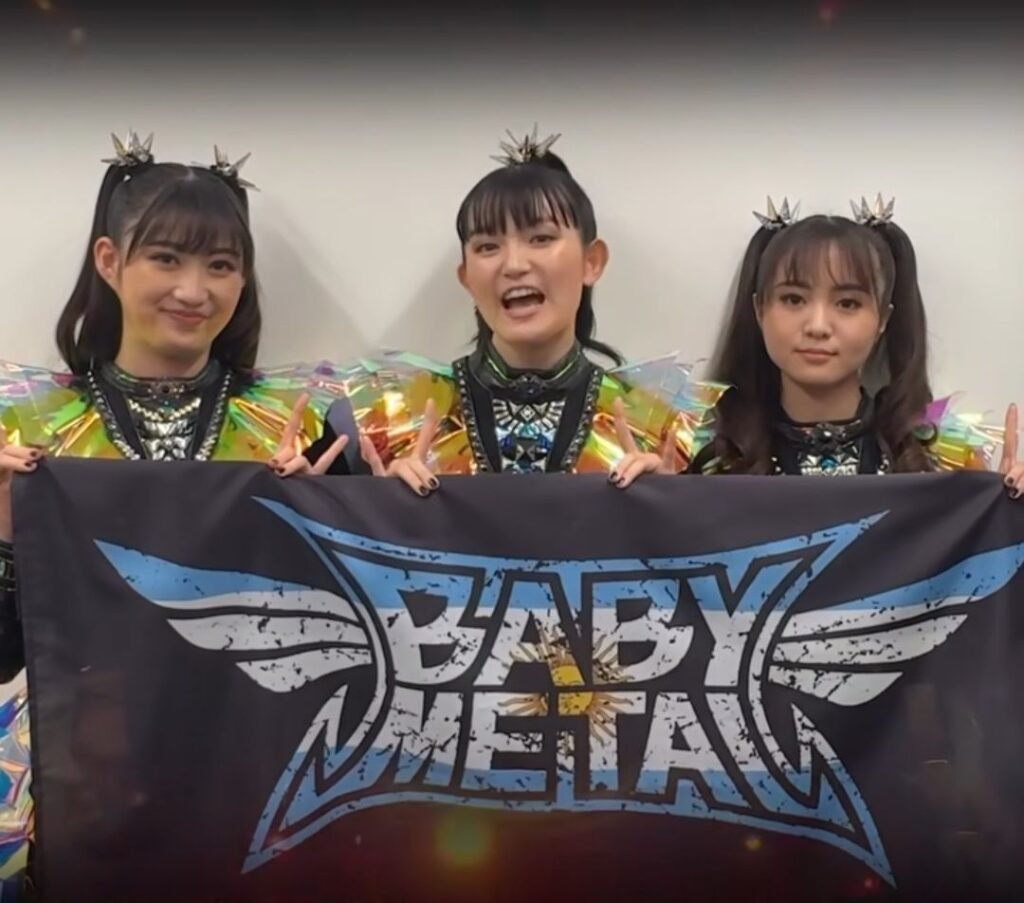 BABYMETAL en Argentina 2026? 03c3e3ae51f1c776fa496e04f2fb237a