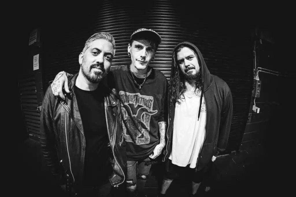 Punk en español desde Australia: El fenómeno de Skulls unnamed 5