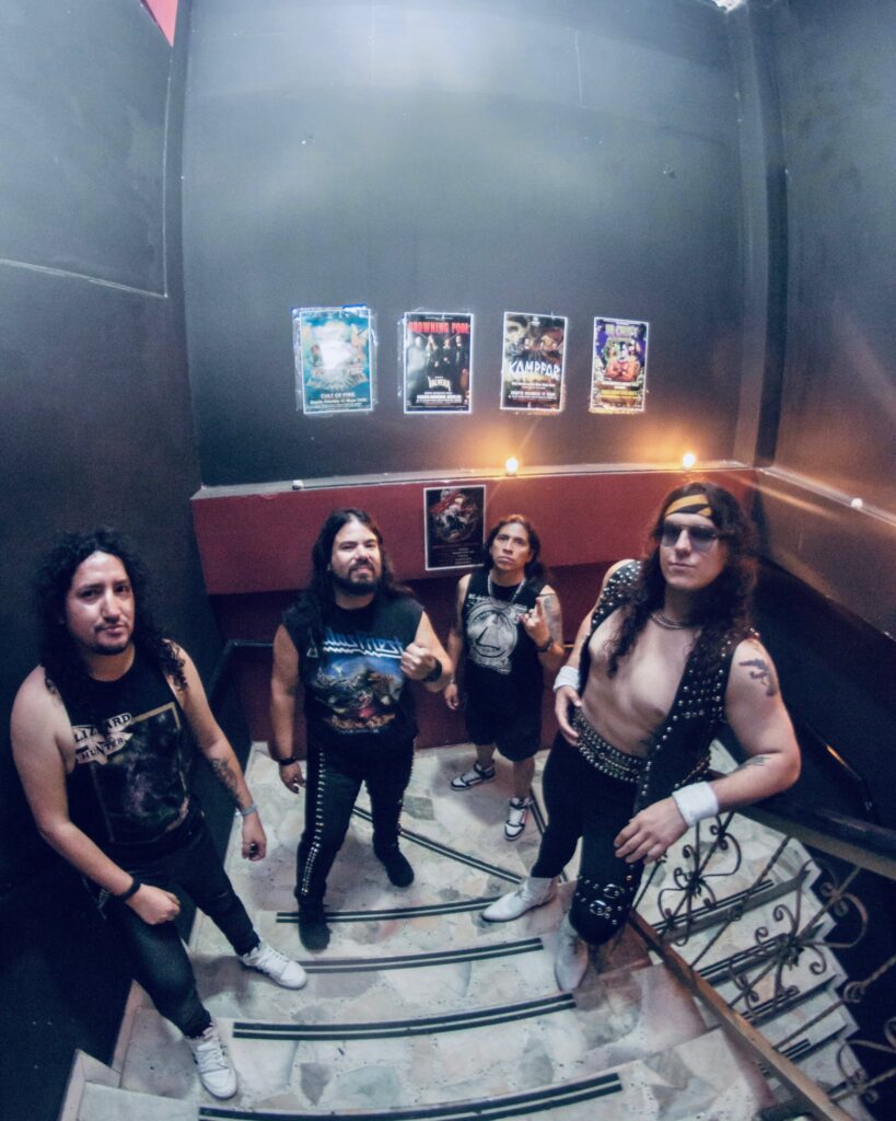 ¡Escándalo en el metal! Agresión física en pleno show en vivo 3 699672415 1660832855608209 2565149133849582581 n