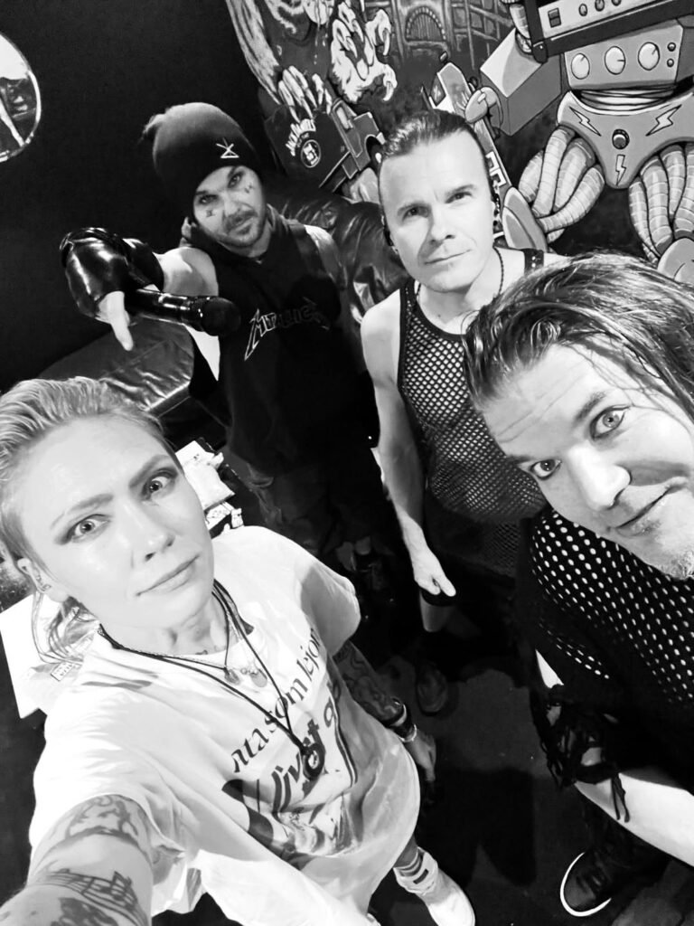 THE RASMUS EN ARGENTINA: ¡ESTAMOS EN LA MIRA! savefast.app 629336578 18560217133031974 3452849130791854314 n